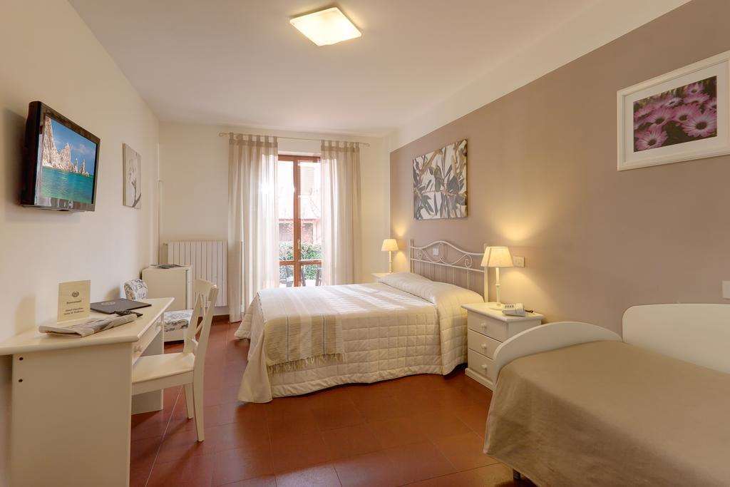 Hotel Giardino Suites And Spa - Numana Zimmer foto